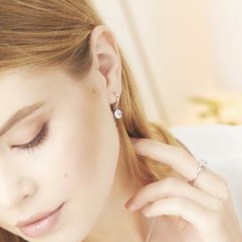 Symphony Faye 18K White-Gold Plated 2.6 Ctw Button